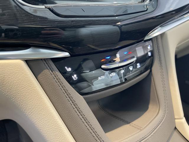 used 2024 Cadillac XT6 car, priced at $58,800