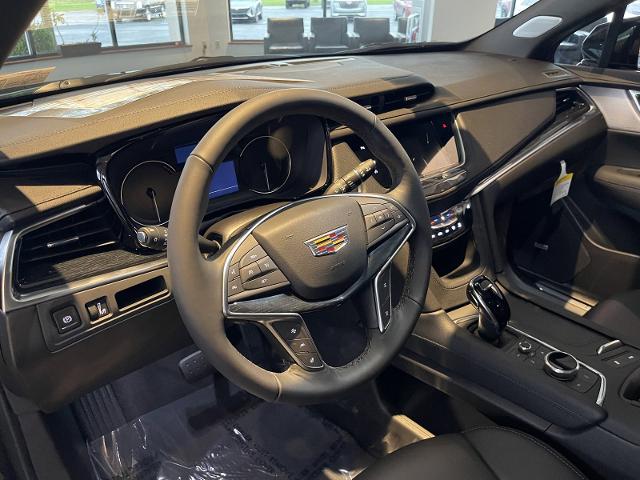 used 2025 Cadillac XT5 car, priced at $53,615