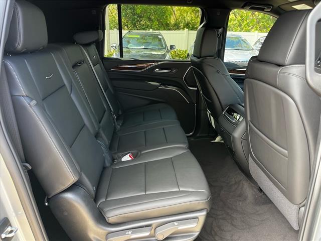 used 2024 Cadillac Escalade ESV car