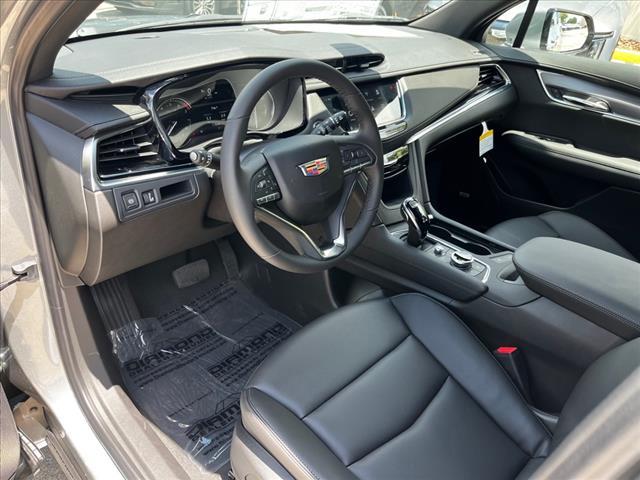 used 2024 Cadillac XT6 car, priced at $48,190