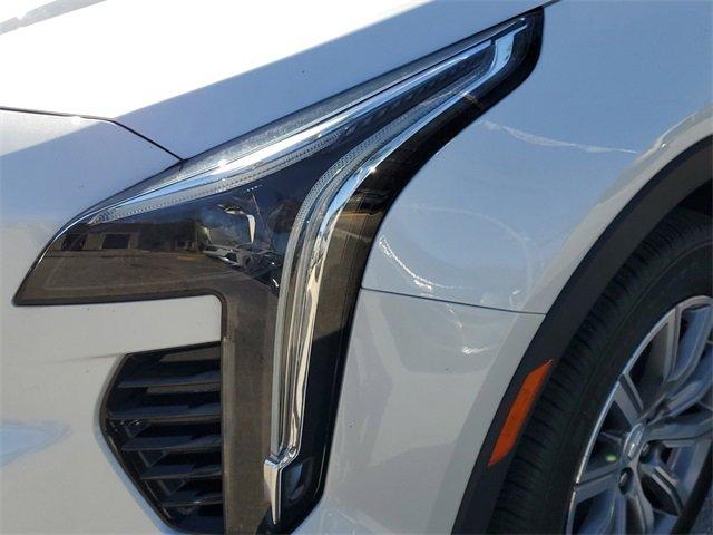 used 2022 Cadillac XT4 car, priced at $31,523