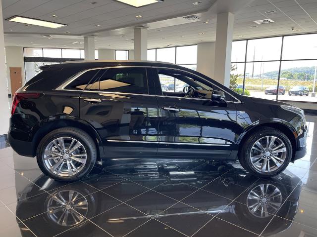 used 2025 Cadillac XT5 car, priced at $52,940