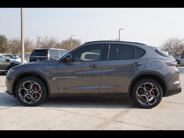 new 2024 Alfa Romeo Stelvio car