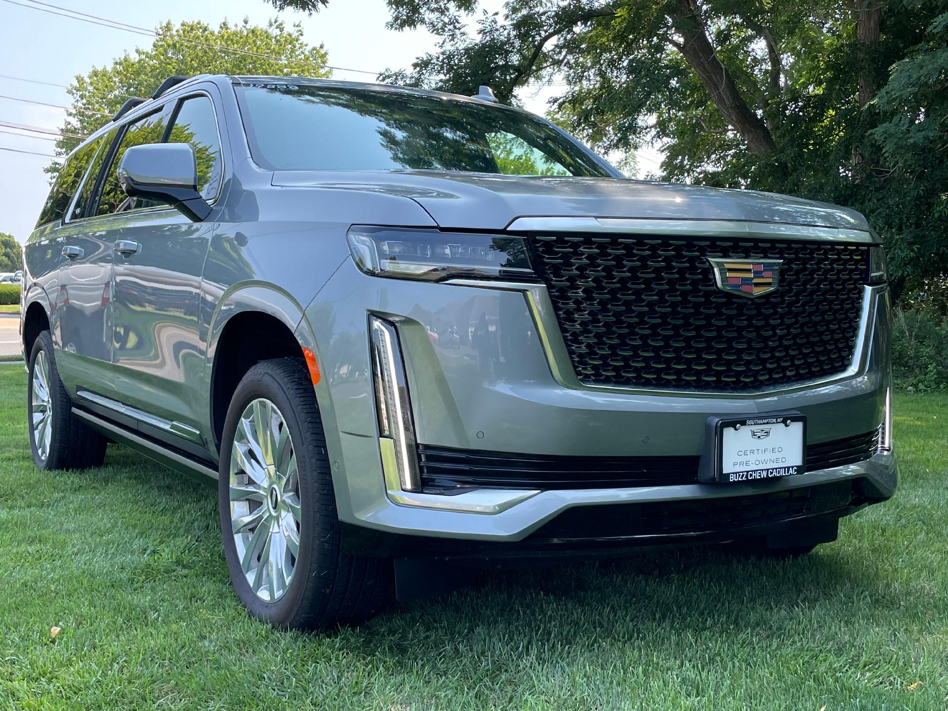 new 2023 Cadillac Escalade ESV car