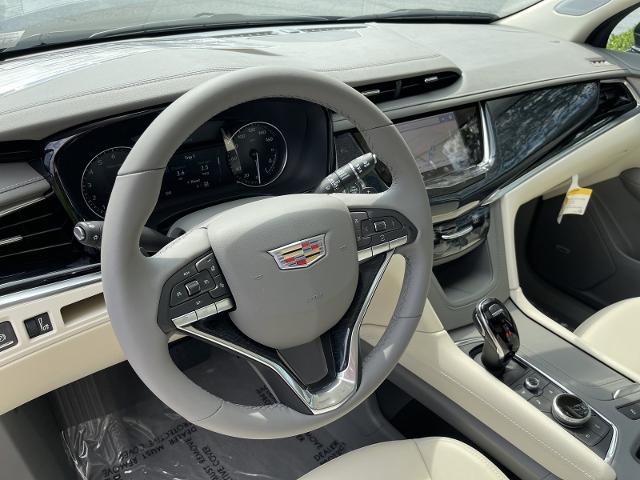 used 2024 Cadillac XT6 car, priced at $54,200