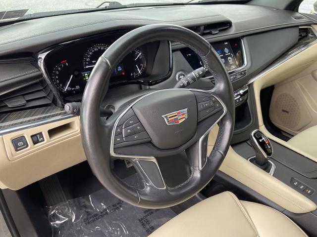 new 2019 Cadillac XT5 car, priced at $24,499