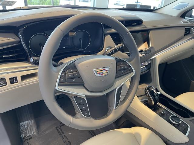 used 2025 Cadillac XT5 car, priced at $51,940