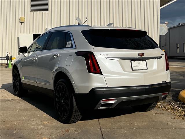 used 2025 Cadillac XT5 car, priced at $51,554