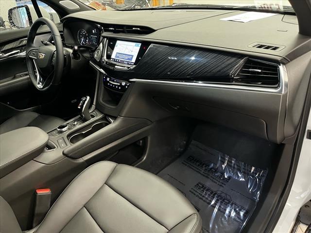 used 2024 Cadillac XT6 car, priced at $52,856