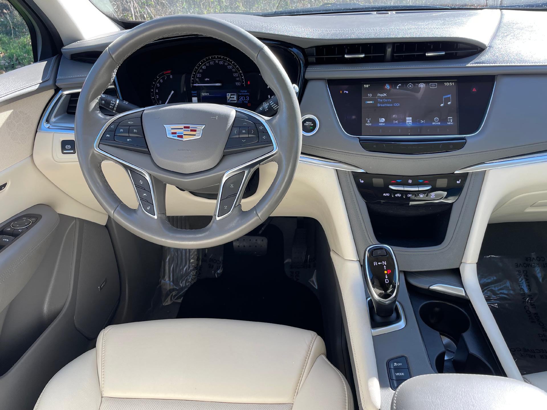 new 2018 Cadillac XT5 car, priced at $29,995