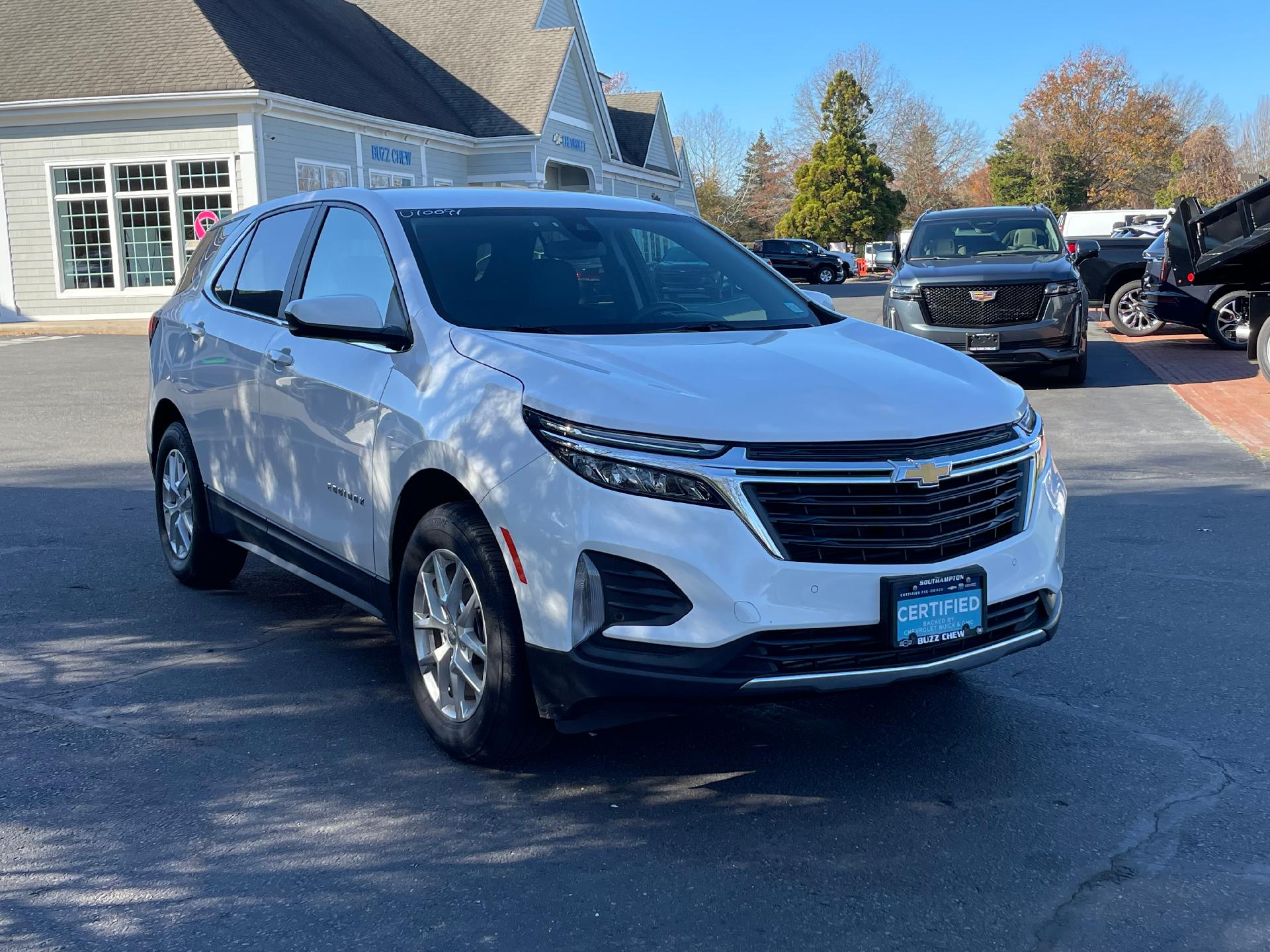 used 2022 Chevrolet Equinox car, priced at $25,995