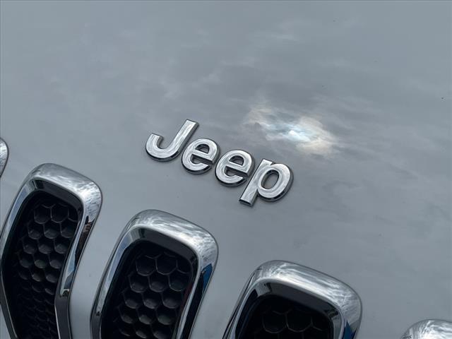 new 2017 Jeep Cherokee car, priced at $16,111