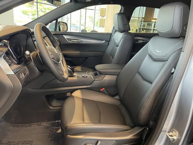 used 2025 Cadillac XT5 car, priced at $46,015